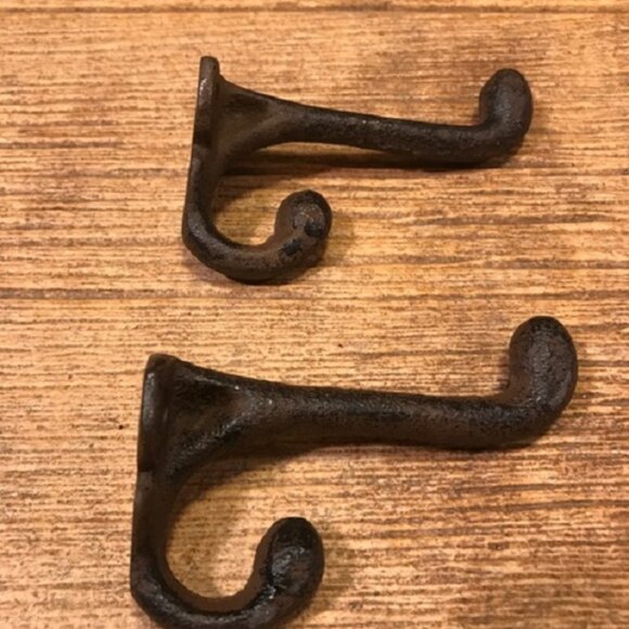 Two (2) Cast Iron Rustic Brown 2 3/4" tall Double Wall Hooks Two (2) 0170-01202 - Picture 4 of 15